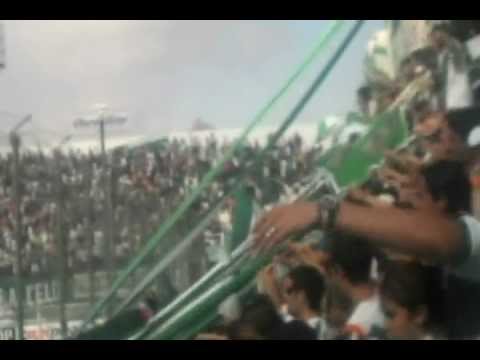 "Banfield vs Sarmiento - Alentando al Taladro!" Barra: La Banda del Sur &bull; Club: Banfield