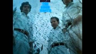 The Good Earth Trio - Young Birds Fly (1968)