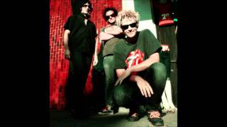 Econoline Crush - Nowhere Now (White Out Remix) (HQ)