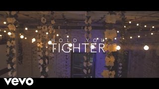 Kyle Reynolds - Hold You Tighter