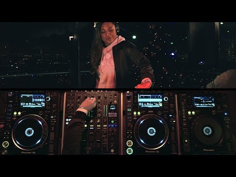 Lady Bee | Live at Mixmash Rooftop Recordings