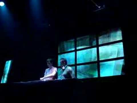 cosmic gate- melbourne (4 strings)