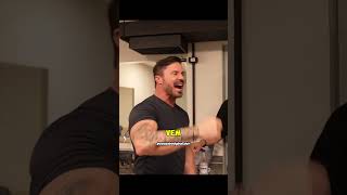 Victor Sarro foi pego no pulo pela irmã! #shorts