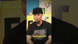 Download lagu Pertanyaan serius Desta ke Ahmad Dhani |#shorts #komedi mp3