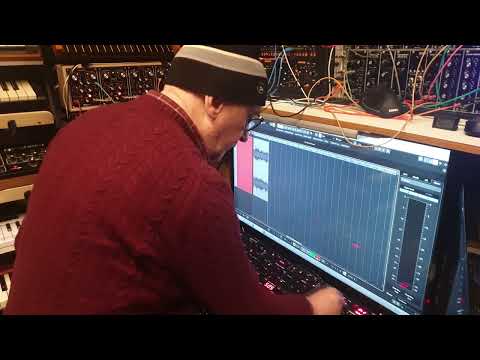 960 sequencing OB-6 synthesizer using tubbutec uTune CV to Midi.