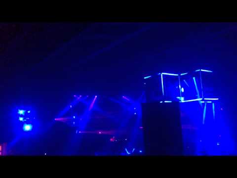 Pandemonium 03.12.2011 - Predator vs. Nosferatu @ Sporthallen Zuid Amsterdam.MP4