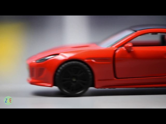 Vídeo relacionado con siku 1520, Coche de carreras Jaguar F-Type R, Puertas funcionales, Metal/Plástico, Rojo, Compatible con otros modelos siku de la misma escala
