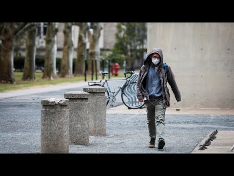 サザンクロス大学がキャンパスを閉鎖 (Southern Cross University closes campuses)