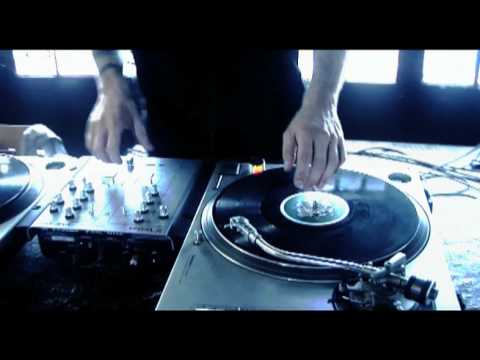 MDT "TESTA IN MERDA" Official Video