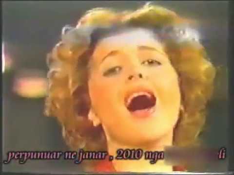 nje djep ne barrikade  MARINA GRABOVARI