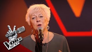 Zo mooi! Mariette krijgt de hele studio stil! | The Knockouts | The Voice Senior | VTM
