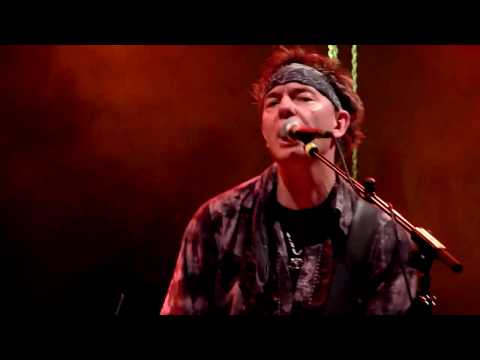 Starfucker Jumpin' Jack Flash live in Halle Mike Kilian