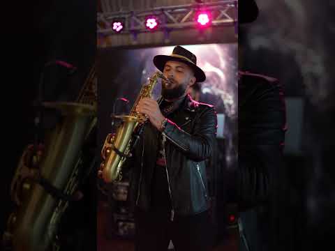 Carmenita Lounging / Opera House Sax Rework