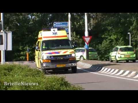 04/05/11 A1 Ambulance 17-116 Meerpaal Rozenburg