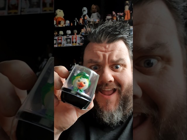Vídeo relacionado con TUBBZ Mini: DC Comics - The Joker Figura Mini Coleccionable de Pato de Goma Disfrazado