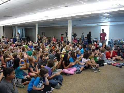 The Thing playing for awesome kids at Austin Discovery School, Oct. 7th 2015