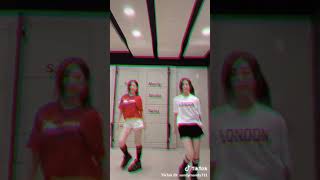 Download lagu ITZY'Dalla Dalla'Cover dance by Sandy Mandy mp3 Download lagu ITZY'Dalla Dalla'Cover dance by Sandy Mandy mp3