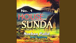 Download lagu Bulan Cangkuang mp3 Download lagu Bulan Cangkuang mp3