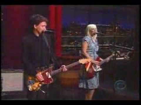 The Raveonettes - That Great Love Sound (live on Letterman)