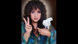 Maria Muldaur & Alvin Youngblood Hart - She Put Me Outdoors