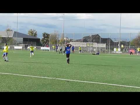 5 nov 2017 Hooglanderveen 1 - PVC 1 com 3-1 Doelpunt Hooglanderveen (1-0)