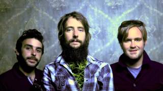 Band Of Horses - Bass Song (Special Myspace 2006 Edition?)