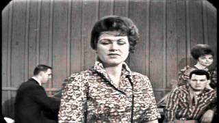 Patsy Cline (Leaving On Your Mind) - 1963.