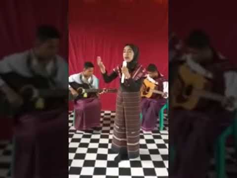 Suara Emas Gadis Adonara (Cover "Ina Rae Lewo") #adonara #larantuka #flores