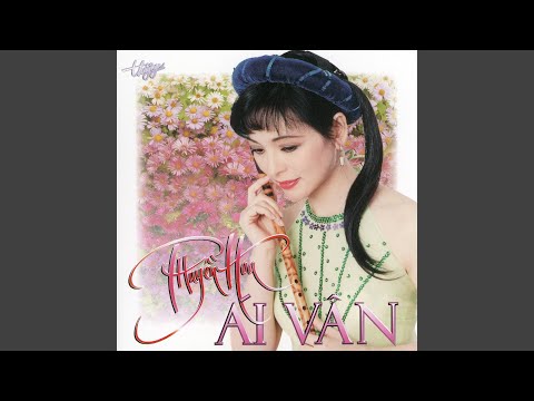 Thể hiện bởi Ái Vân