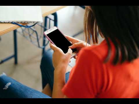 Familias de Monte Cristo firmaron un pacto para "demorar" el uso del celular
