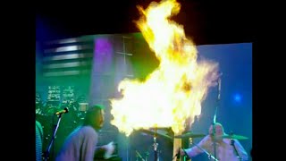 Butthole Surfers - Ulcer Breakout (&quot;The Larry Sanders Show&quot; Version + Band Scene) [A/V Upgrade]