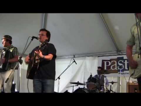Gordon Gano and The Ryans play 'Wave and Water' at SXSW