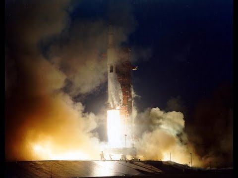 image-What happened to Apollo 12's electric power?