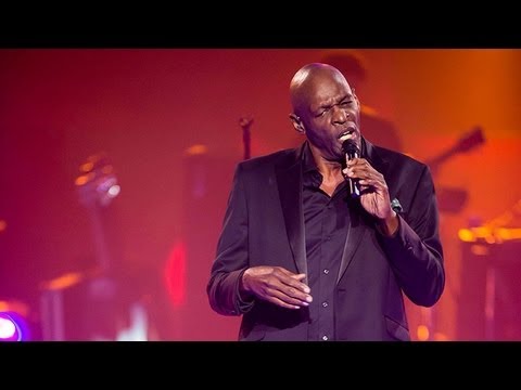 Steve Clisby Sings Just The Two Of Us: The Voice Australia Season 2