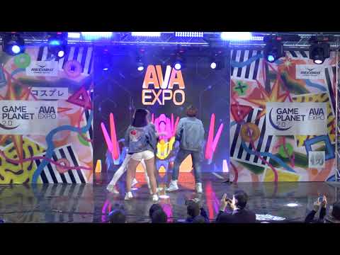 AvaExpo 2017 - Day 2 - 11 - KARD - Hola Hola dance cover by Take it easy