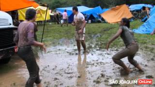 preview picture of video 'Ao som de Timbre Serrano na  Chuva e na lama em Santa Isabel'