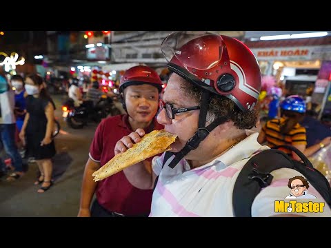 Deepest street food tour at the night market of Can Tho, Vietnam