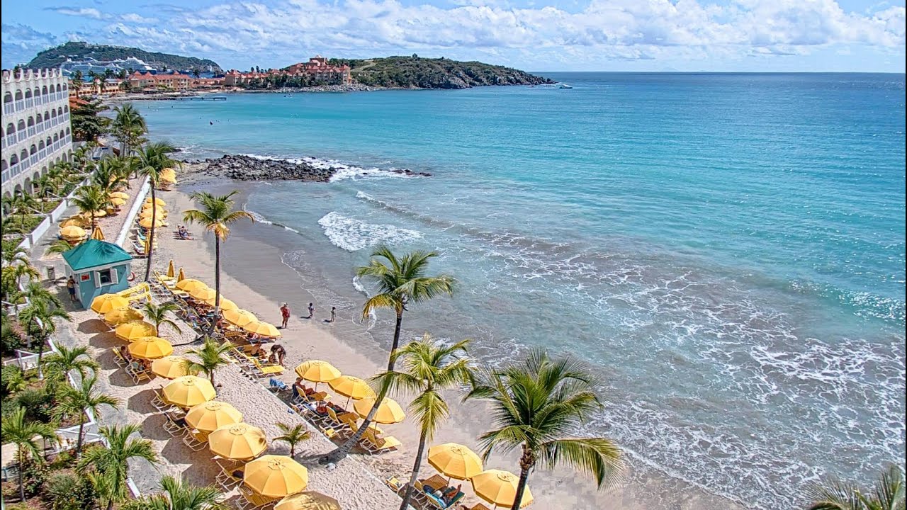 Live webcam view of Cala de Little Bay Beach