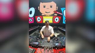 Download lagu USHER MINI MIX BY DJ IRWAN mp3 Download lagu USHER MINI MIX BY DJ IRWAN mp3