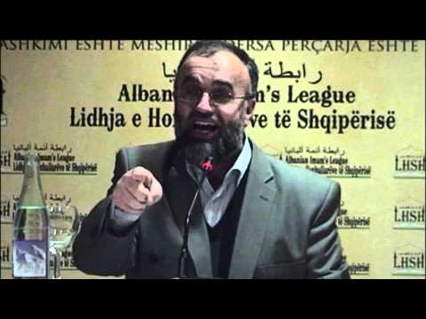 Simpozium në Tiranë me Hoxhë Mazllam Mazllami