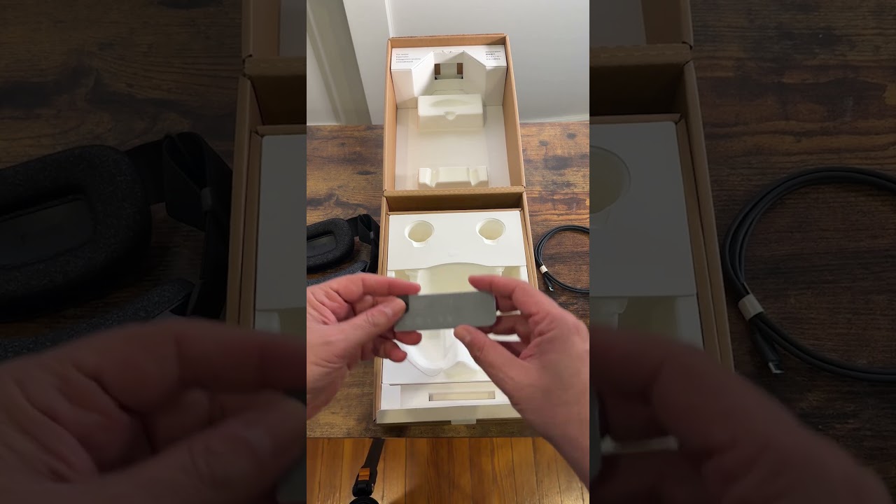 Unboxing the $1,059 Valve Steam Frame
