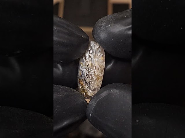 حجر عقيق مسماري يماني لوحة تشكيلية طبيعية