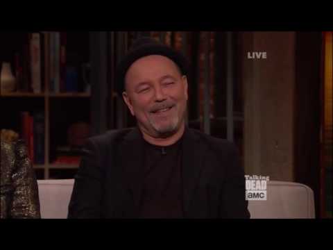 Talking Dead (Fear) - Rubén Blades - How to pronounce "Blades"