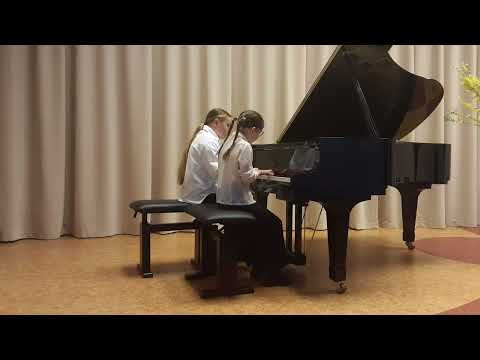 Arielė Petkevičiūtė ir Kotryna Pekarskytė