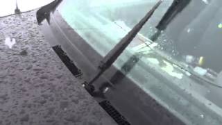 Life hack temporary windshield wiper fix