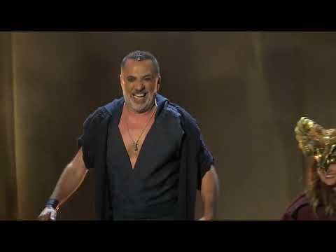 JAS�N Y LAS FURIAS