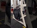 curl de bíceps simultáneo en máquina