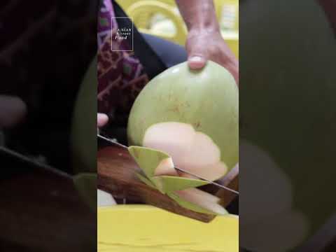 Amazing Coconut Cutting Skills The master Bangkok street food Thailand - Asian street food