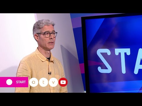 Egyre többen állnak ki Ádám Zoltán, a Corvinusról kirúgott tanár mellett