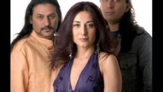 camela enamorados junto al mar